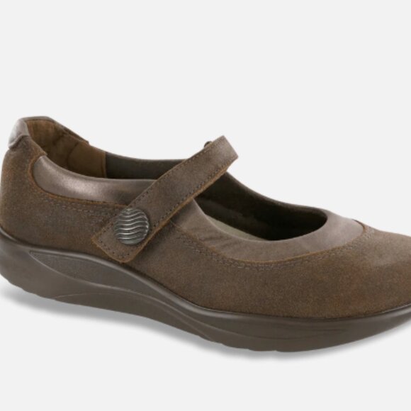 SAS Shoes - SAS Step Out - Mary Jane Walking Shoe Brown Size 8.5 N, NWOT